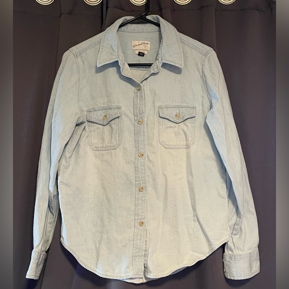 Universal Thread Tops - 671. EUC- Universal Thread Light Denim Labette Shirt